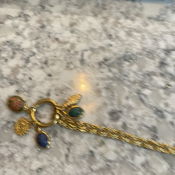 Joan Rivers gold tone necklace with charms - Picture 3 of 4